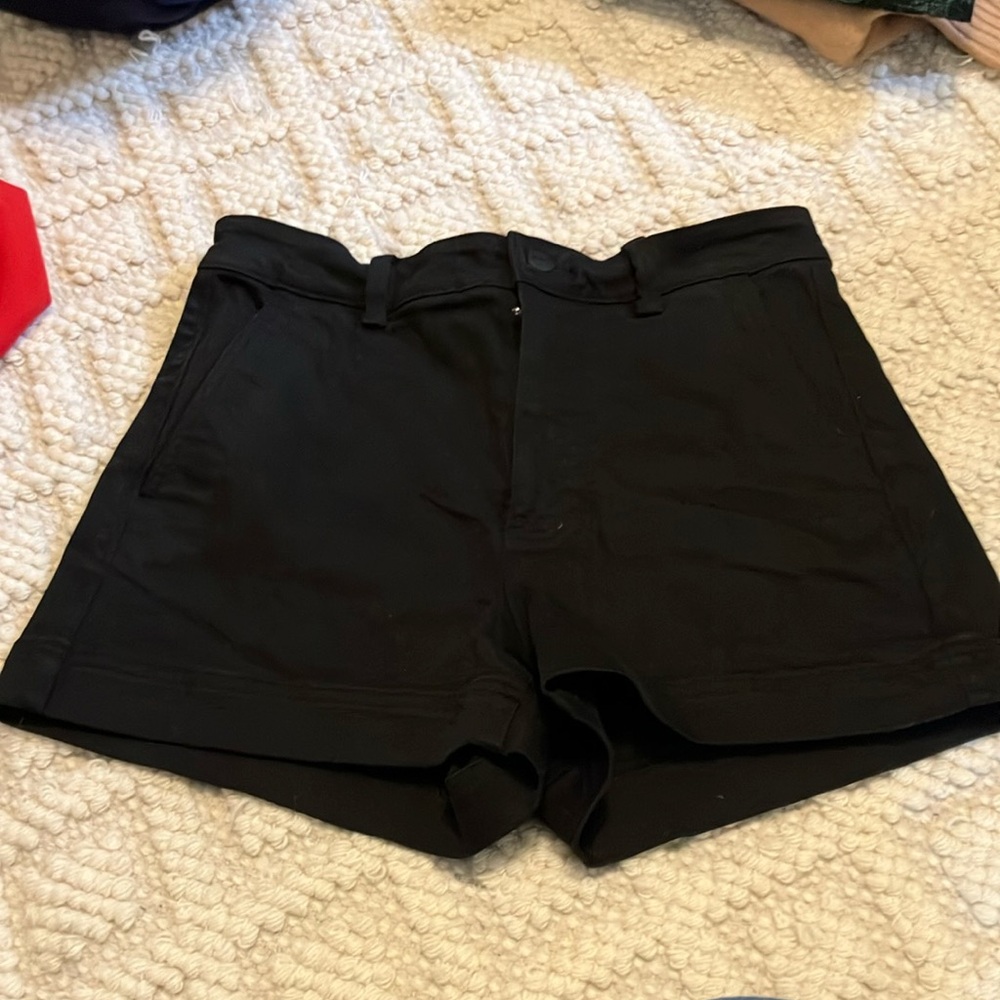 Everlane Black Shorts